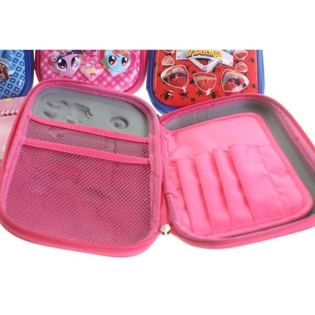 

TERLARIS Pencil Case SMIGGLE Karakter Emboss 6D / Tempat Pensil Anak LOL Unicorn Spiderman Little Pony Ok75