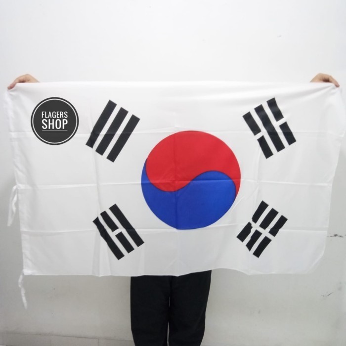 

Terlaris BENDERA KOREA SELATAN 90x135 CM SALE