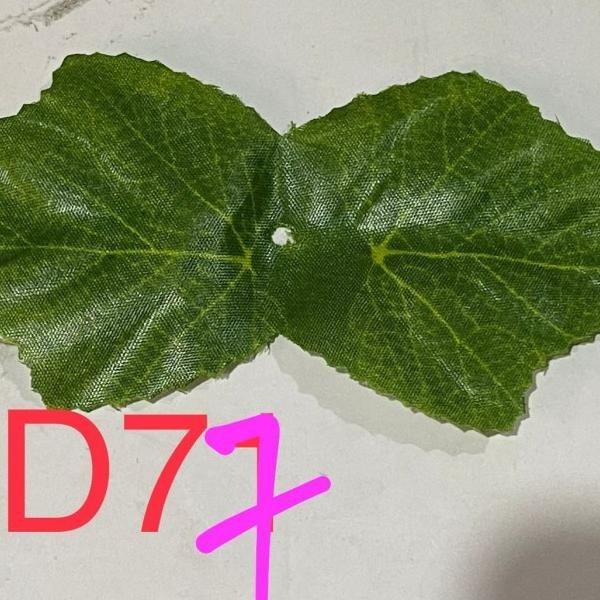 Daun Rambat 1 Roll 1 X 3 Meter Dekorasi Dinding Bunga Plastik Tanaman