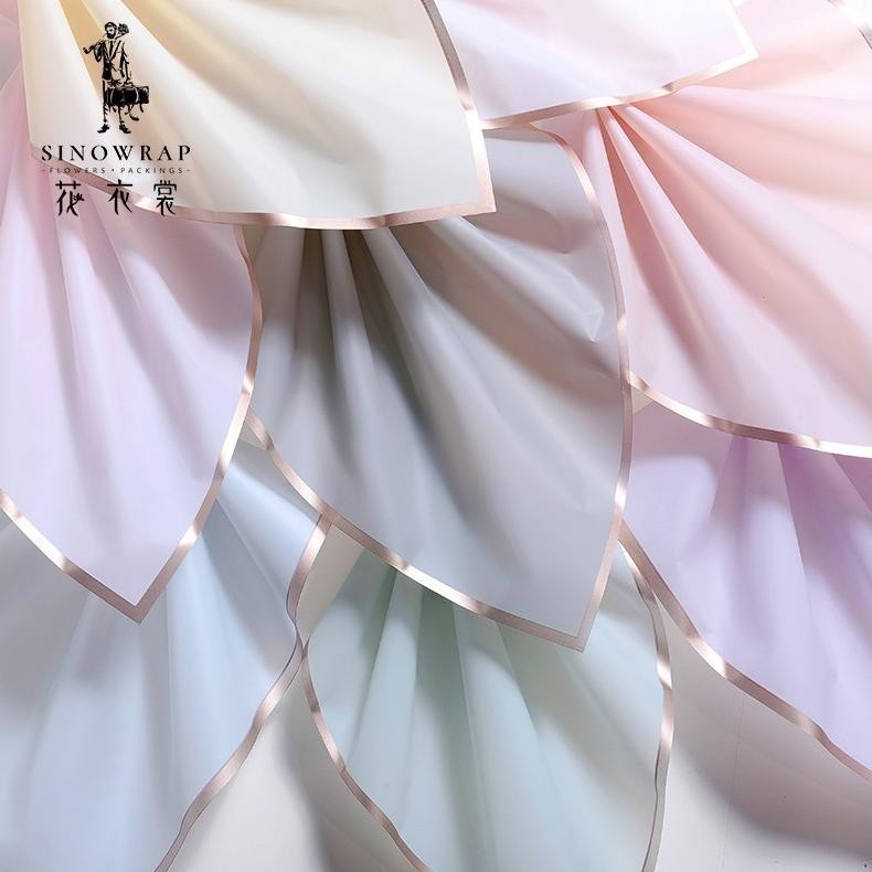 

PJ24 (20 lembar per pax) Kertas Buket Lis Emas / Gold Frame Flower Wrapping / Kertas Bunga / Flower Paper / Cellophane Paper / Kertas Kerajinan Bunga Murah