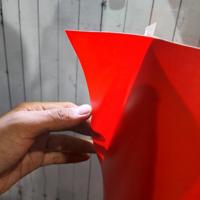 

Sale Oracal 8500 Translucent 031 Red