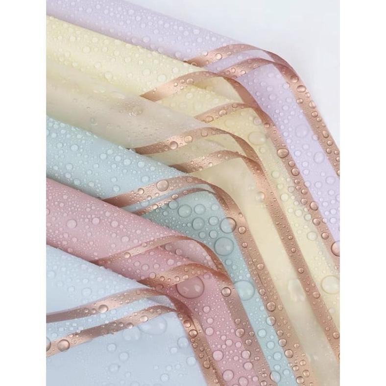 

et-12 (20 lembar per pax) Kertas Buket Lis Emas / Gold Frame Flower Wrapping / Kertas Bunga / Flower Paper / Cellophane Paper / Kertas Kerajinan Bunga Sale