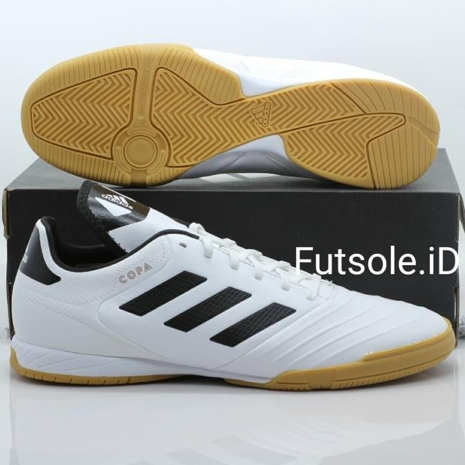 READY STOCK SEPATU FUTSAL ADIDAS COPA TANGO 18.3 IN WHITE 