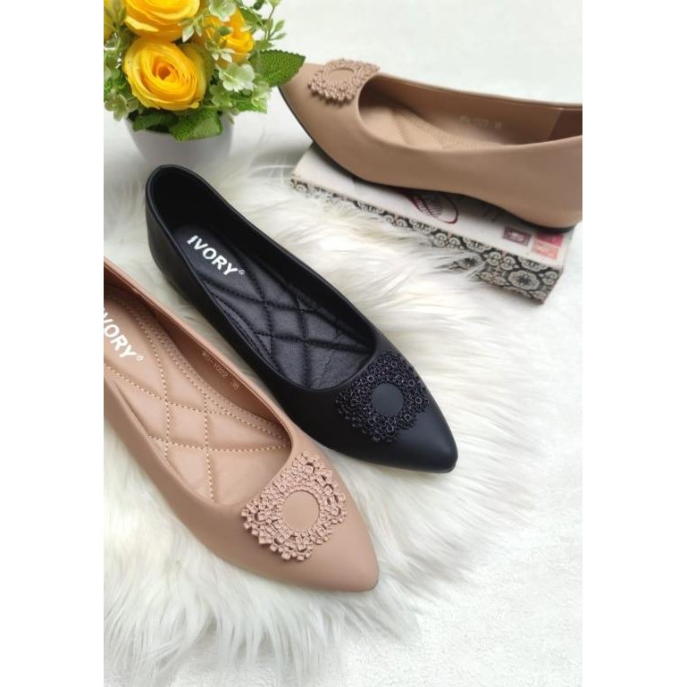 Ivory Sepatu Wedges Wanita Wd-1022