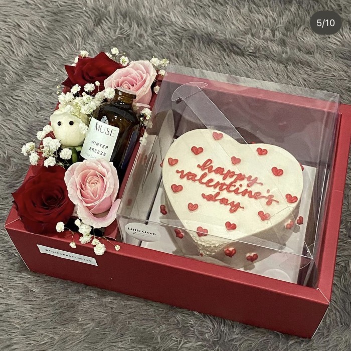 

Little Oven x Hanna x Muse - Korean Cake Fresh Flower Valentine Set