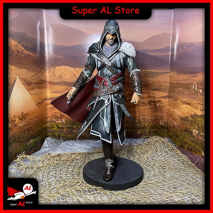 Action Figure Assassin'S Creed Revelations - Old Ezio Auditore - Ubisoft - Hobi Koleksi / Pajangan /