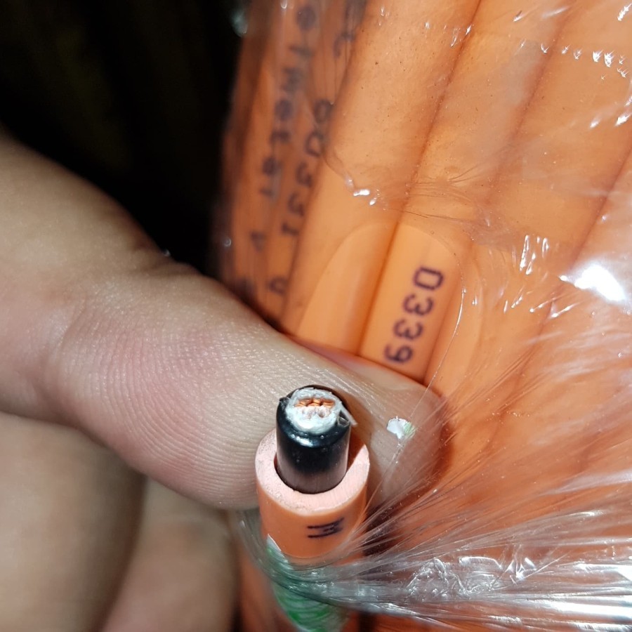 Kabel FRC 1x6 1x6 mm Meteran ( Kabel Tahan Panas )