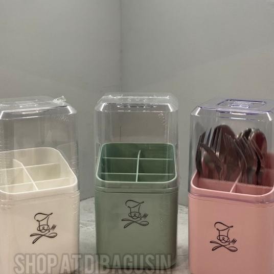 Tempat Sendok Garpu Tertutup Informa