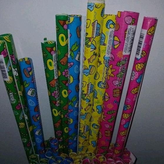 

Kertas Kado Kiky Karakter Random 1 Pcs
