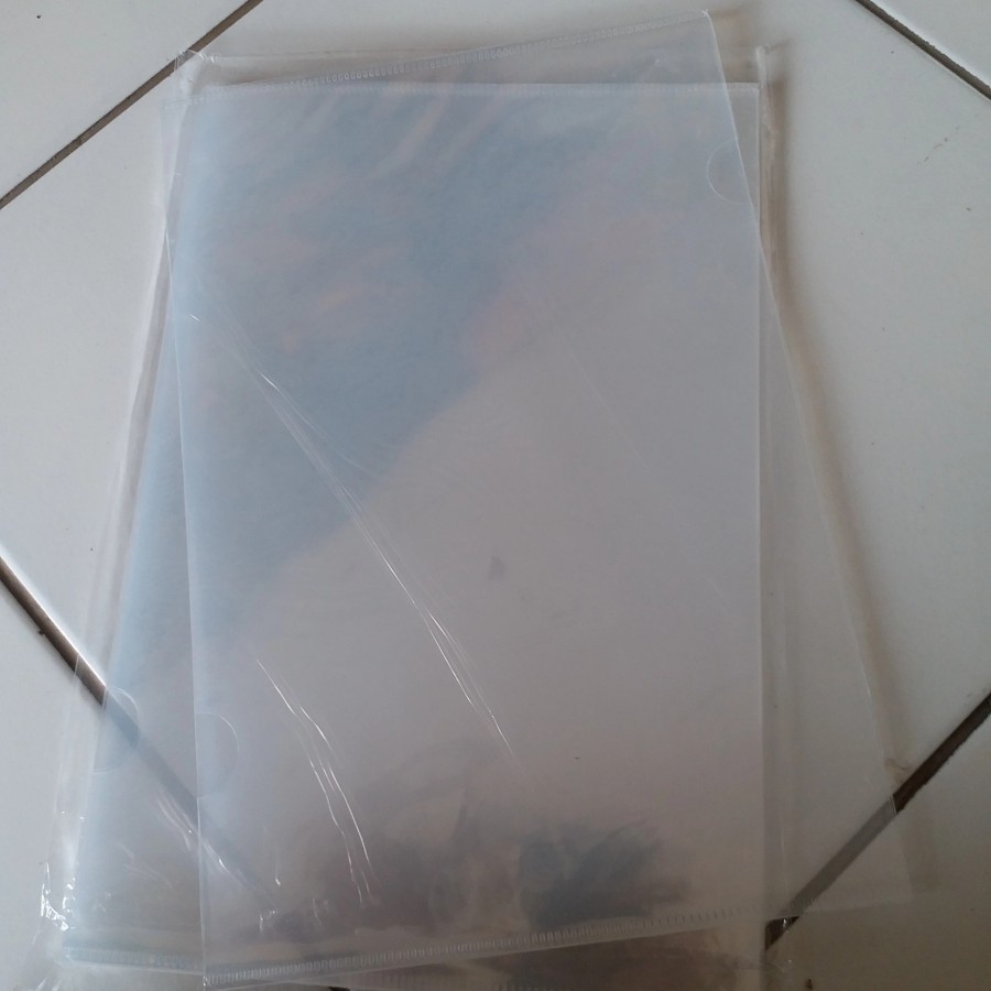 

Map L A4/F4 Folder One - F4
