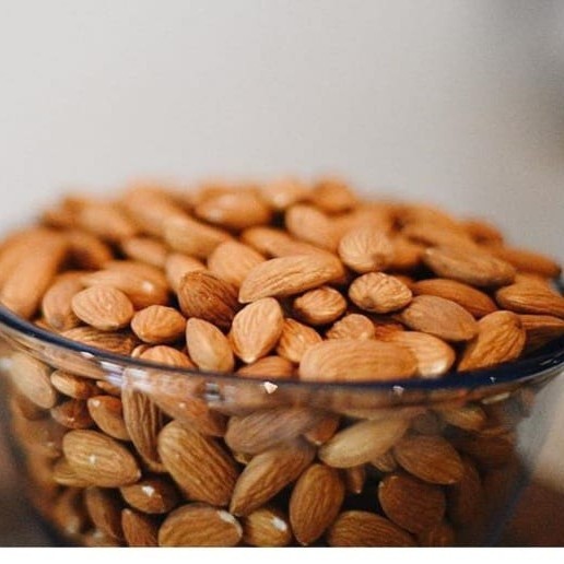 

1 Kg Kacang Almond Kupas Panggang Asin Uk 27-30