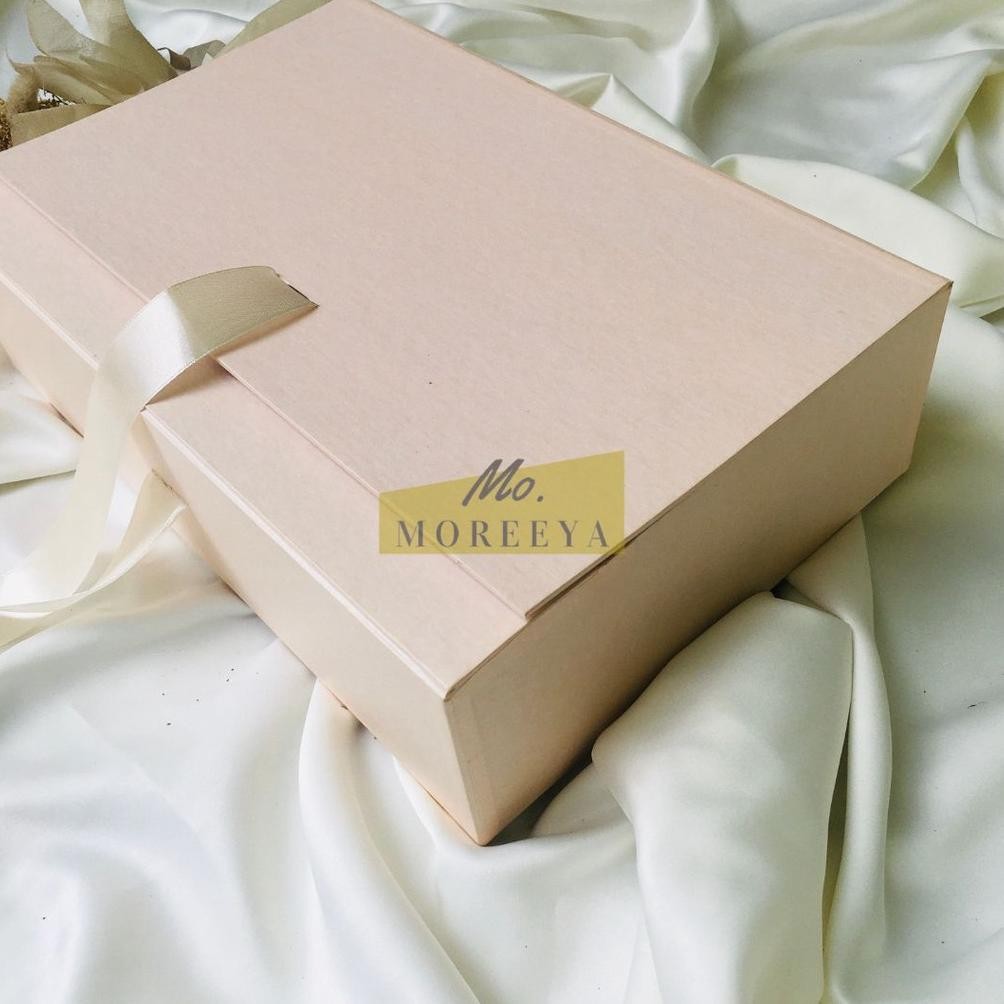 

TERMURAH Hardbox / box kado / box hampers / hard box / box natal / box lebaran TT60