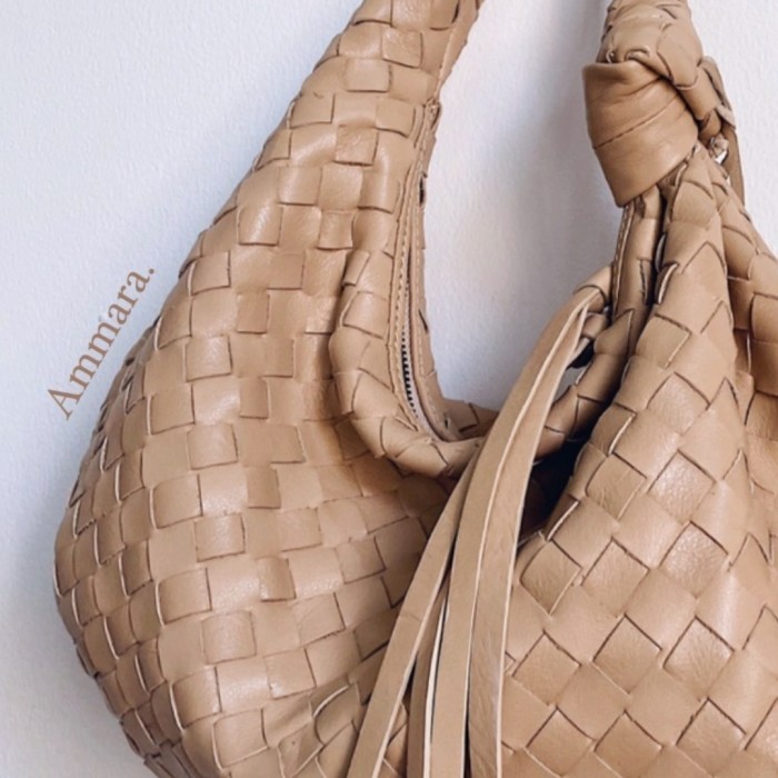 BOOM SALE KAYNN Ammara