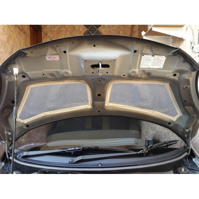 PEREDAM PANAS KAP MESIN HONDA BRIO / MOBILIO