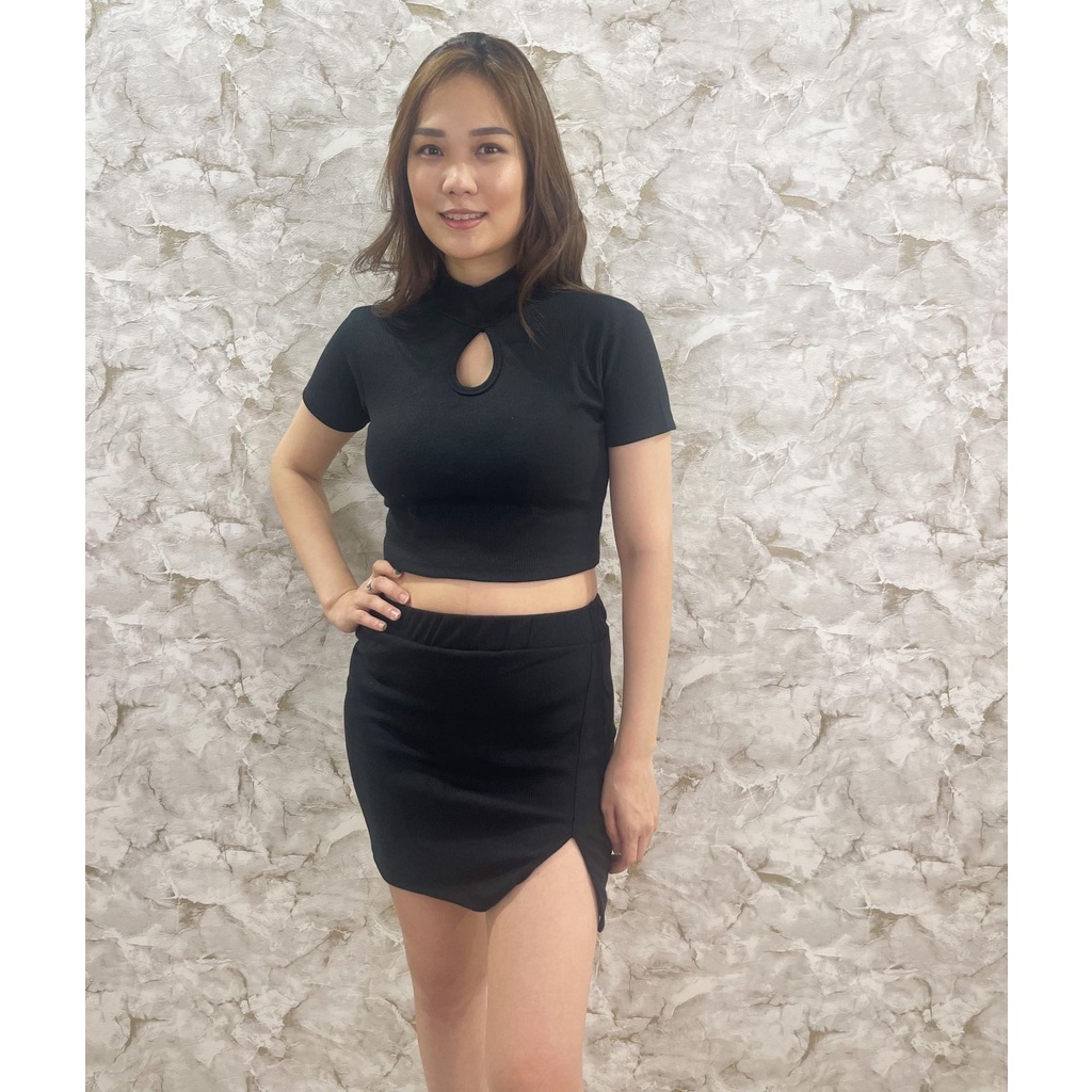 MODAVIE - HAILEY SET High Neck Crop Tee One Set Mini Skirt Rok Pendek Span Rib Knit