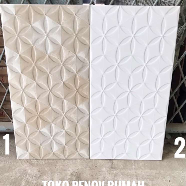Stock Banyak Fep keramik 30x60 putih motif (kilap)/ keramik dinding kamar mandi/keramik dinding dapur/keramik dinding putih motif ✲ Baru