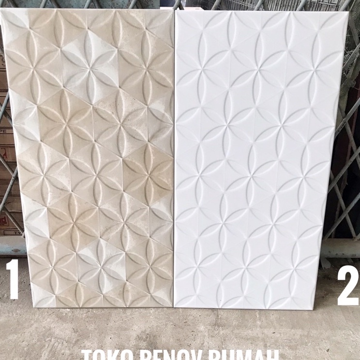 keramik 30x60 putih motif (kilap)/ keramik dinding kamar mandi/keramik dinding dapur/keramik dinding