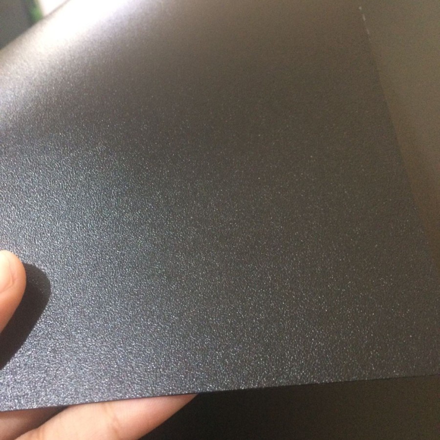 

Ka Doff Hitam 0.70 Mm X 70 Cm X 100 Cm