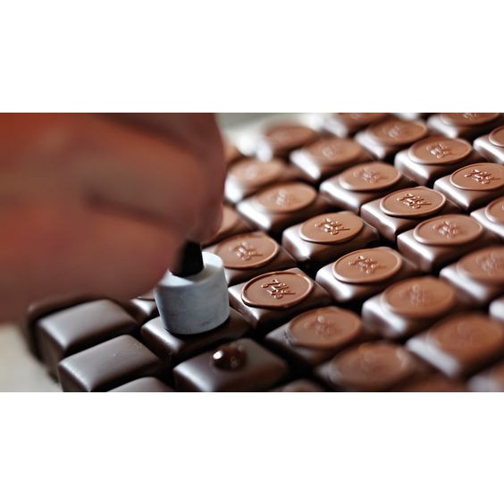 

Bestseller Custom Stamp Seal Wax / Stampel Sealwax / Coklat / Cake / 3 Hari Ready