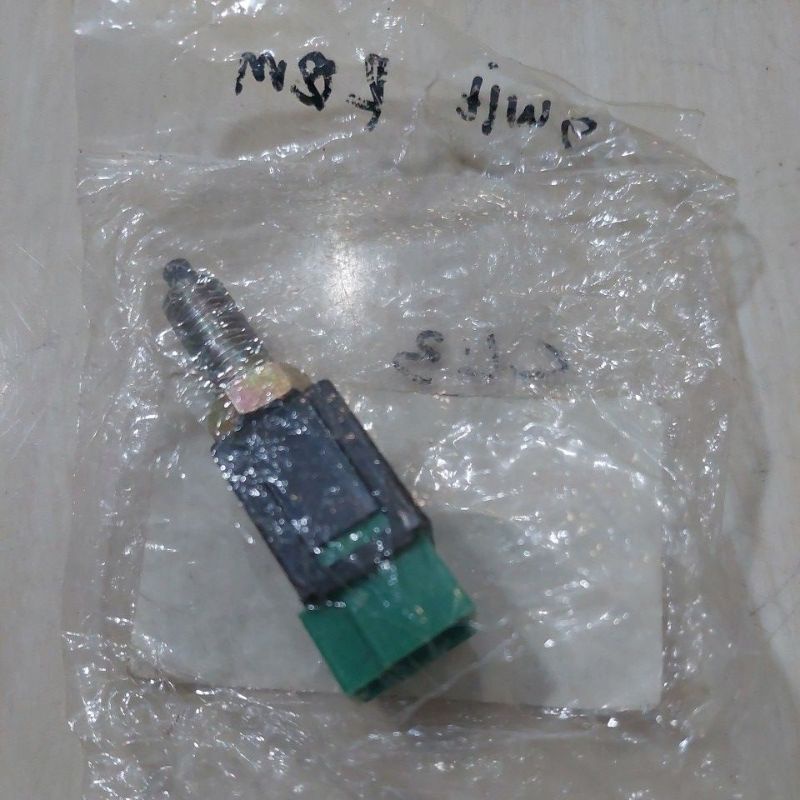 Switch Rem Isuzu Panther