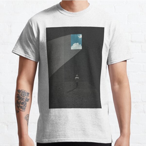 Baju Kaos Nausea Classic T-Shirt