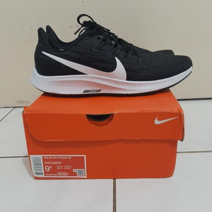 Sepatu Running Olahraga Pria Nike Zoom Pegasus 36 Black White Original