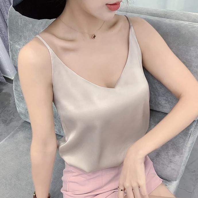 Tank top wanita J177 | Teng top| Tanktop | Tanktop V Neck Bahan Satin