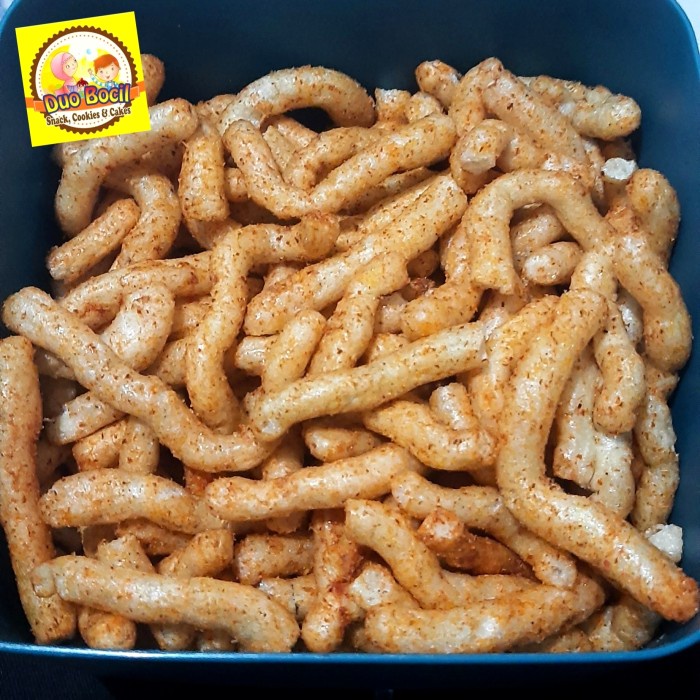 

' kerupuk gurilem pedas gurih 200 gram