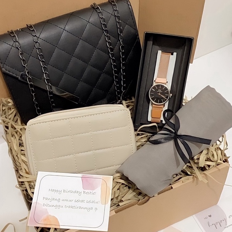 

SVFJ2392 KADO CEWEK / HADIAH CEWEK /HAMPERS CEWEK / KADO ULANG TAHUN CEWEK / KADO ANNIVERSARRY / HADIAH WEDDING / HAMPERS CEWEK / HAMPERS KADO / HAMPERS WISUDA / KADO WISUDA / GIFTBOX WISUDA