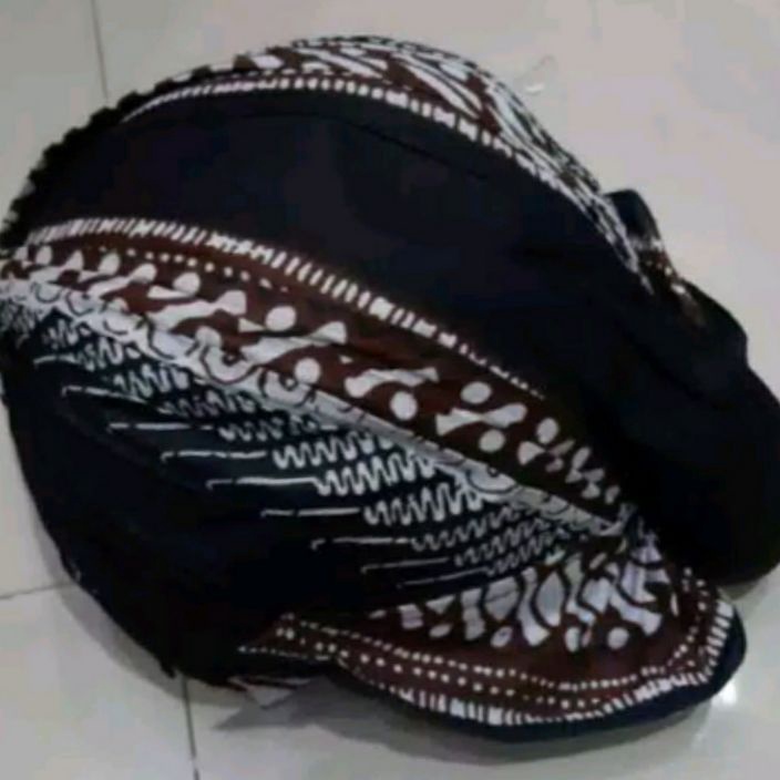 [T0373A) Blangkon Jogja Lipat Jebeh Lereng Putih Ukuran Dewasa dan Anak - JUMBO dan KECIL / viiral.