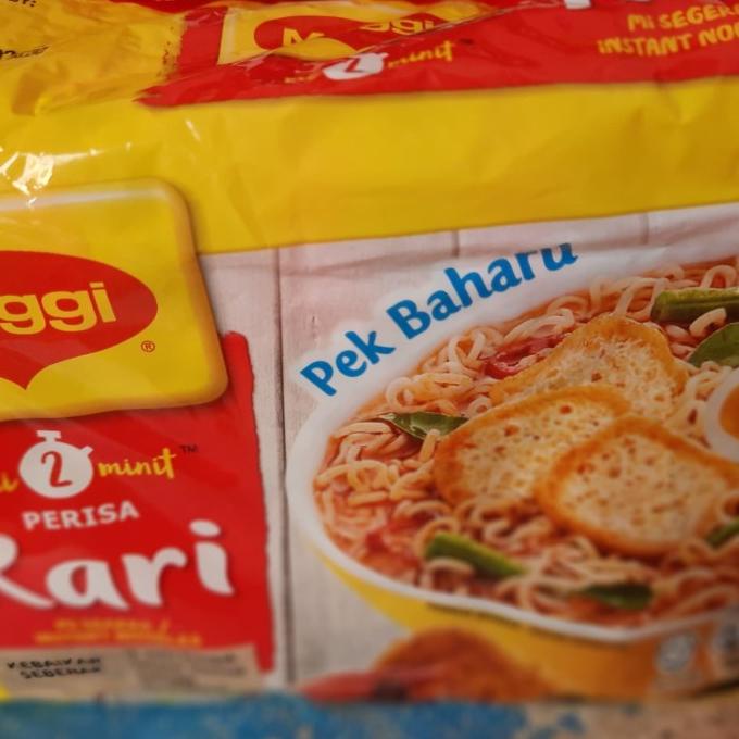 

/////] maggi curry noodles