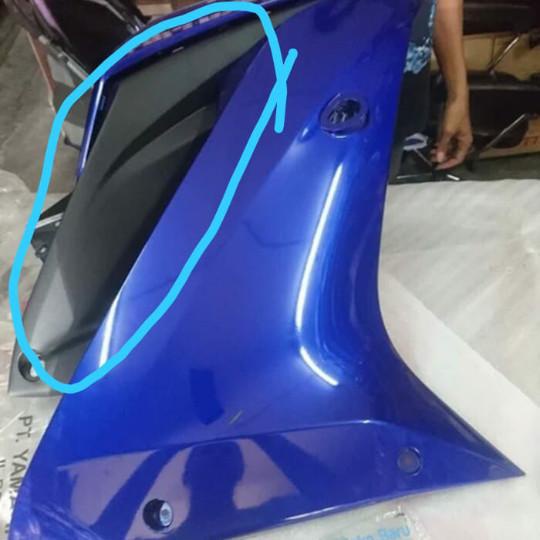 Cover Fairing Sayap Dalam R 15 R15 V3 Vva Satuan Kiri / Kanan Ori Part