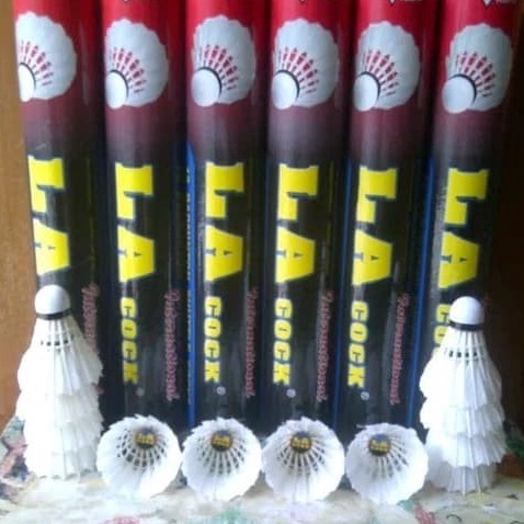 ➱➴≛❉ SHUTTLECOCK LA / COCK/ SHUTTLECOCK BADMINTON LA SPEED 78 INTERNASIONAL Stock Banyak