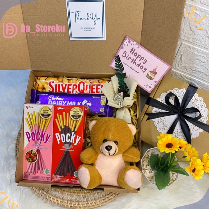 

ZXYR4759 Ready Stok HAMPERS GIFT BOX BONEKA KADO BONEKA MIX/ HADIAH VALENTINE / GIFT WISUDA / HAMPERS KADO ULANG TAHUN MURAH