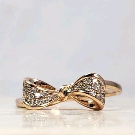 Cincin emas pita
