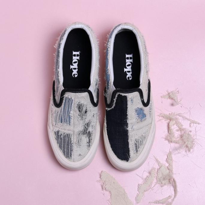 Terbaru Sepatu Hope Slip On Bored