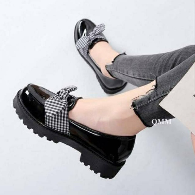 [ART.  H30S] Sepatu Wanita / Docmart slofy / Sepatu Loafers Wanita / Bisa Bayar Di Tempat (Cod)