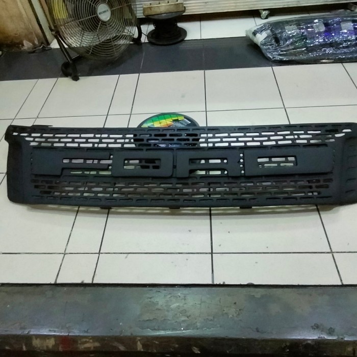 [Original] Ford Ranger T6 Grill Ranger Hitam Doff Diskon