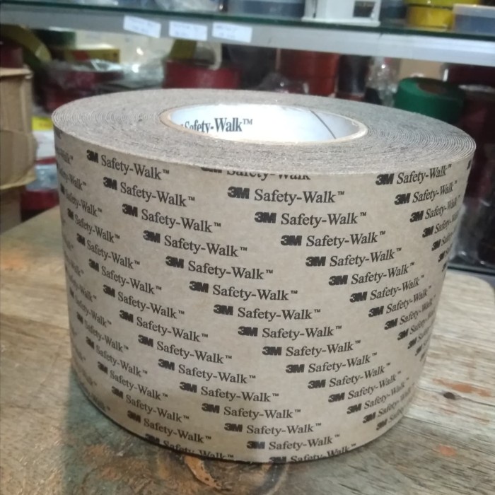 

✨Sale 3M Lakban Safety Walk Anti Slip 610 4 Inci X 18Mtr Terbaru