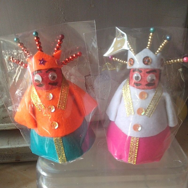 Ondel Ondel dari Bahan Kok kerajinan tangan anak sekolah