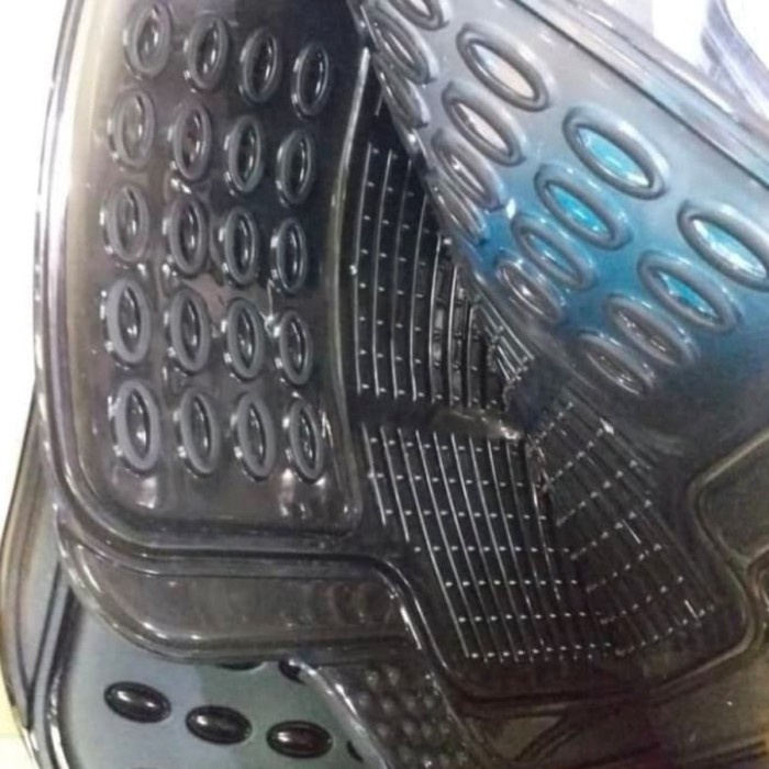 Karpet karet 3 potong smoke hitam transparan Mobil Kijang Super terpercaya