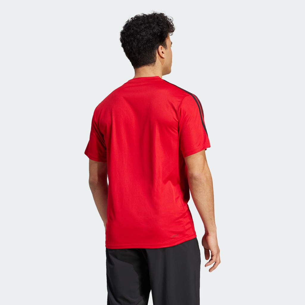 adidas TRAINING T-Shirt Training 3-Stripes Train Essentials Pria Merah IM4380