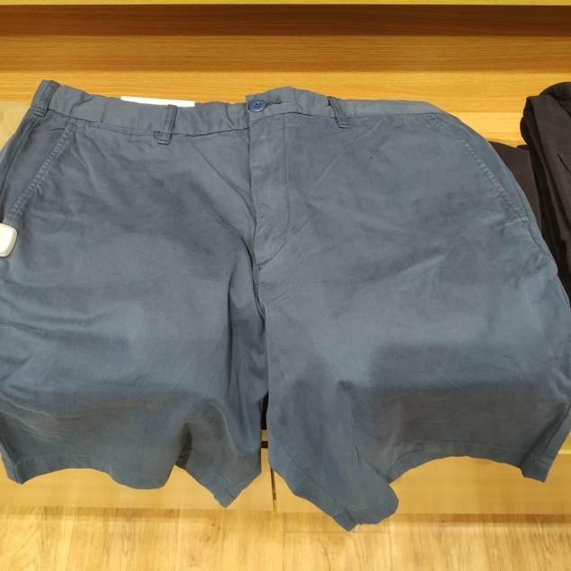 Uniqlo Men Celana Chino Pendek Original