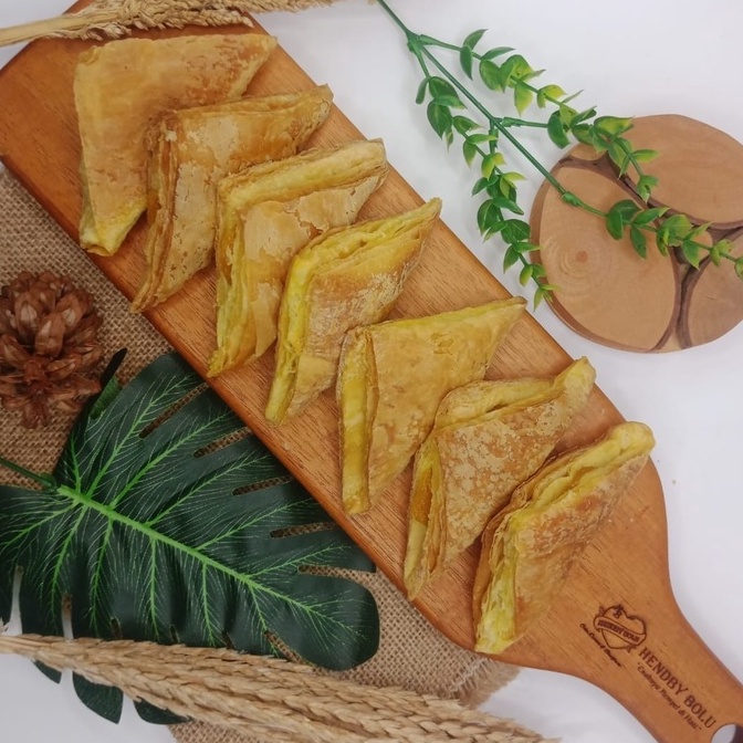 

Puff Pastry Nanas Kue Pastry Isi Selai Nanas (22Pcs)