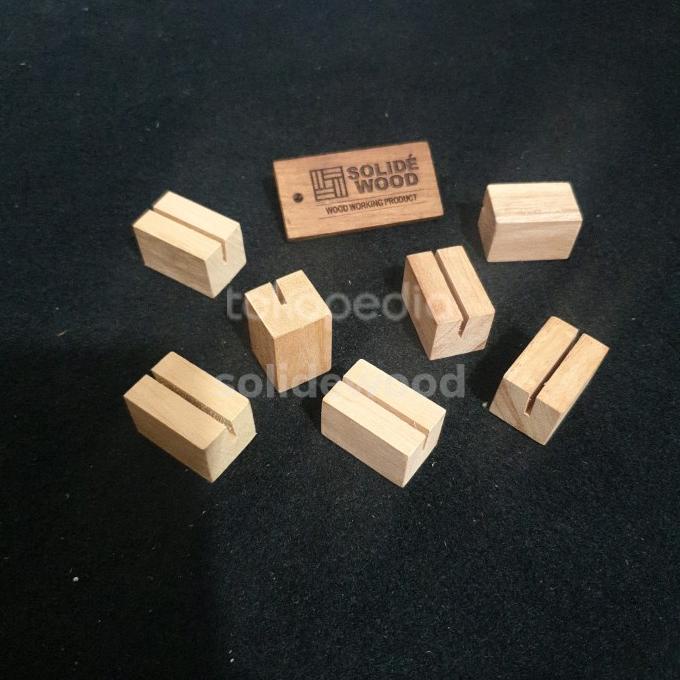 

#####] wooden photo card holder / stand kayu tatakan kartu foto 2cm x 3cm