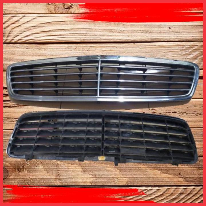 (PUSH) GRILL MERCY W203 FACELIFT ORIGINAL