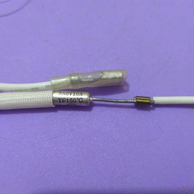 "'''] Fius Setrika / fuse setrikaan