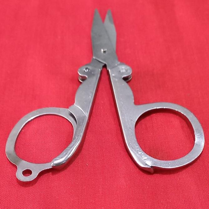 

$$$$] Gunting Lipat Besar