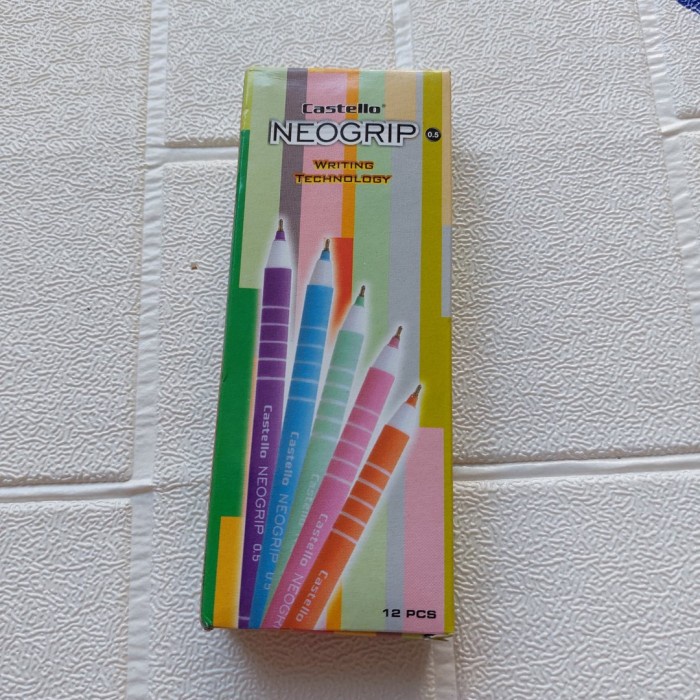 

Pulpen Standard Castello Neogrip 0.5mm Hitam - 1 Lusin