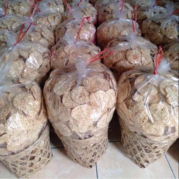 

Ready Keripik Tempe Sagu / Oven Kripik Super Murah Paket 2 kg Non COD